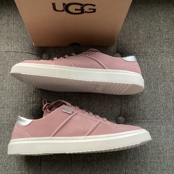 UGG® Alameda Lace-Up Sneaker (Women) 10M - Picture 3 of 12